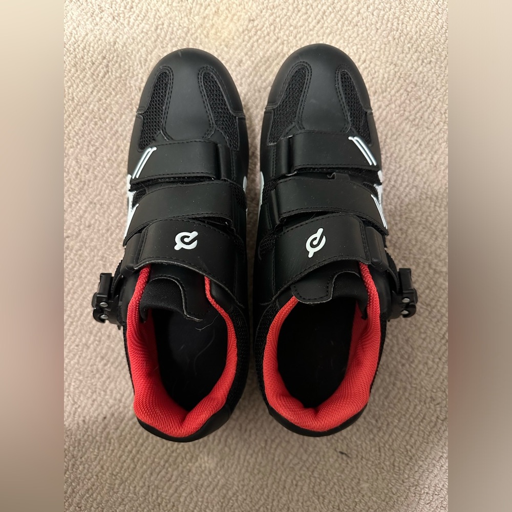 Peloton shoes with box - Used - Size 41 - PLEASE READ SIZE DESCRIPTION
